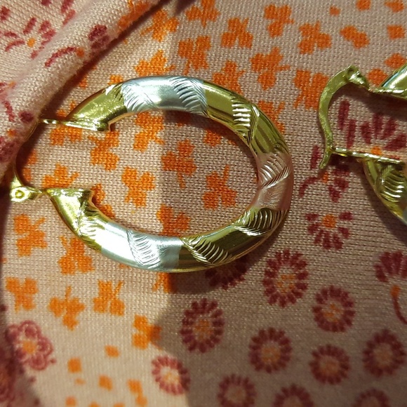 AUTHENTIC SEXXY NAUGHTY GENUINE 14K TRI-GOLD OVER STAINLESS STEEL HOOPS EARRINGS - Picture 4 of 6